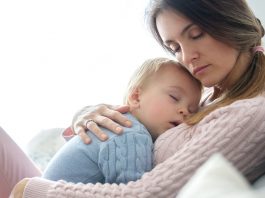 saude-mental-materna-mae-com-bebe-no-colo