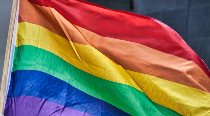 bandeira-lgbt-bissexualidade