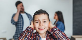 crianca-sofrendo-de-alienacao-parental